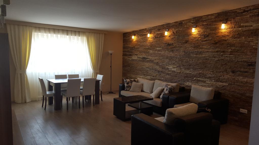 Apartment Rustaveli 1 Tbilisi ห้อง รูปภาพ